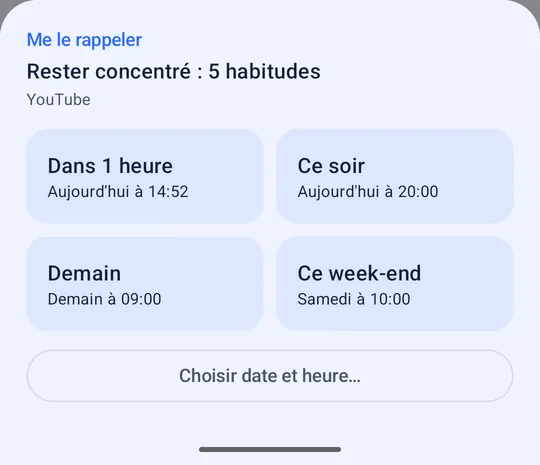 Le panneau de partage de NudgeLater avec le titre d'une vidéo YouTube et les boutons Dans 1 heure, Ce soir, Demain, Ce week-end, plus Choisir date et heure.